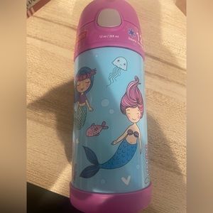 NWT FUNtainer new 12oz thermos mermaid